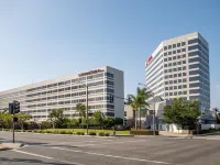 DoubleTree by Hilton LAX - El Segundo Hotels near Los Angeles International Airport