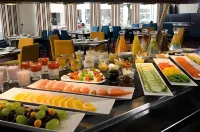 Dormero Hotel Dessau-Roßlau - Breakfast