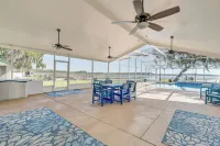Lakefront & Poolside! Family Retreat in Hernando - Alojamientos