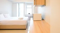 Cozy Stay Studio Connected with Mall at Supermall Mansion Apartment By Travelio