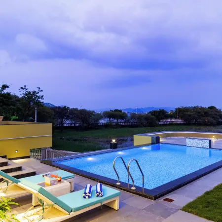 Elivaas Lakemount | 2 BHK with Pvt Pool at Fatehsagar Lake