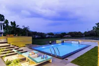Elivaas Lakemount | 2 BHK with Pvt Pool at Fatehsagar Lake - Villas