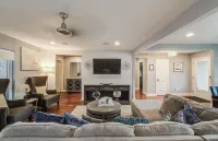 FIFA‑Ready | 5Br Retreat w/ Heated Pool & Fire Pit