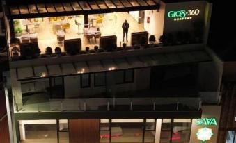 Saya Hotel & Suites