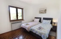 Quiet flat in Donji Picudo near Umag