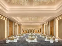 Radisson Hotel Delhi MG Road Hotels near Saket