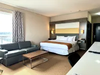 Southfort Inn