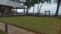 Hiromi Glamping Anyer Beach Resort - Beach