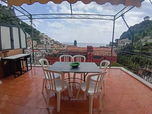 Penthouse in the historical center with sea view 5 minutes away from main square - con vistas al mar