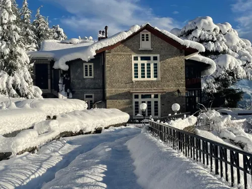 Deodar Manor