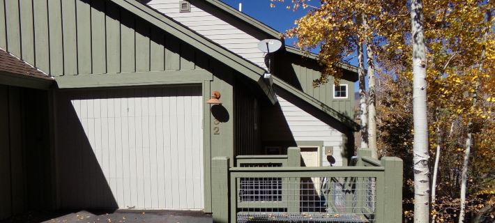 Anemone Townhome 3 Bed 3 Bath Hotels in Dillon