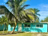 Kid-Friendly Beachy House Off Sanibel&FM Beach! Hotels in Iona