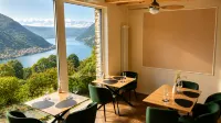 Essentia Guest House - Homestays