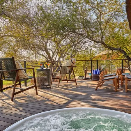 Taj Bush Lodge
