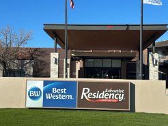Executive Residency by Best Western Denver East