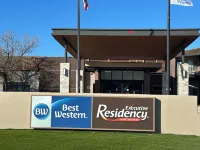 Executive Residency by Best Western Denver East - Hot Tub