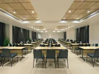 Bella Vista Resort Hotels in Satara
