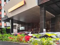 庫裡提巴巴特爾美居飯店 - 停車場