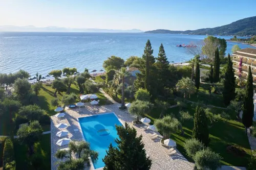Delfinia Hotel