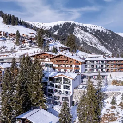 Ursprung Panorama Hotel Königsleiten Hotels near Krimml Waterfalls