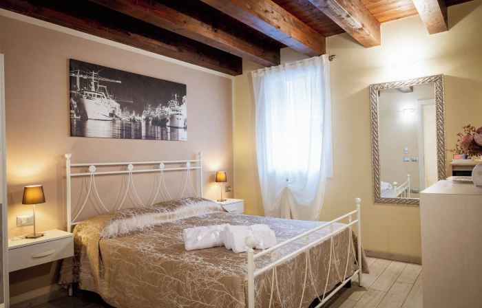 Piccola Venezia Room