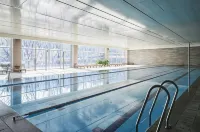 Rolling Hills Hotel - Pool