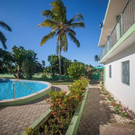 7Br Massive Villa in Sosúa - 2Mins from Nightlife!