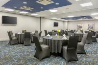 Hampton Inn & Suites Cincinnati/Uptown-University Area