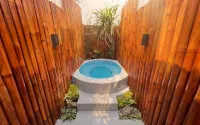 DSadin Villa with Private Pool - Bathtub