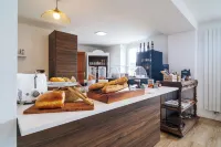 La Villa Bel Air - Bed and Breakfasts