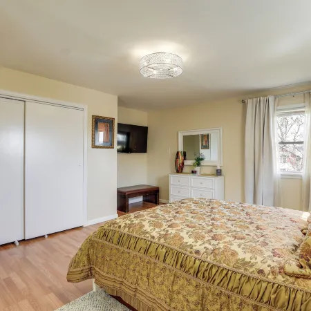1 Mi to NYC Train & Arts District: Rahway Escape