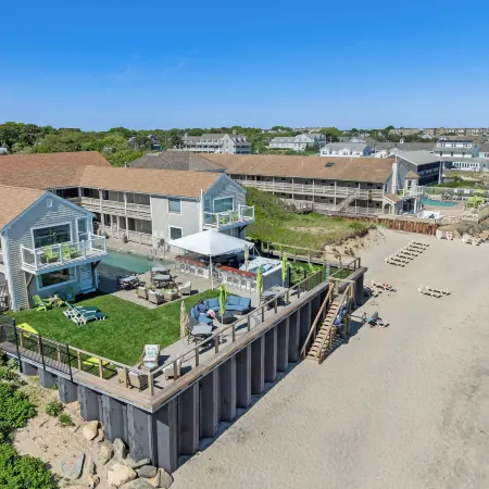 The Corsair & Cross Rip Oceanfront