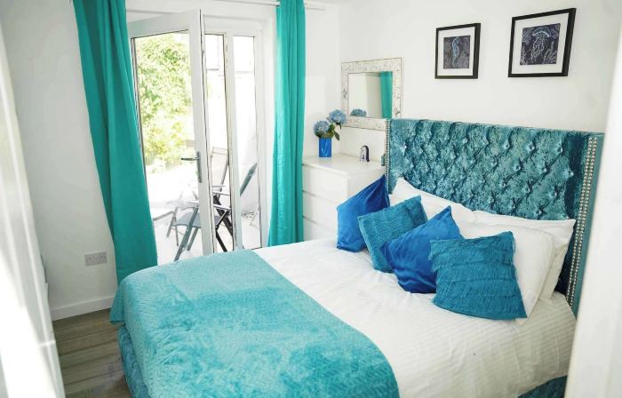 Ground Floor Apartment Sleeps 4 Parking