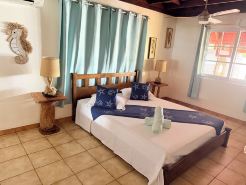 Villa Ixora