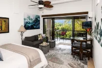 Hanalei Hideaway-Oceanfront, Mtn & Waterfall Views, Top Floor, No Stairs - Condos