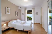 Corfu Glyfada Menigos Resort 49 - Pet friendly