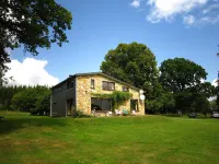 Rustic Retreat in Houvegne - Wifi