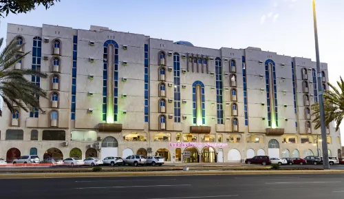 Etlalat Alhadeqa Hotel - bar