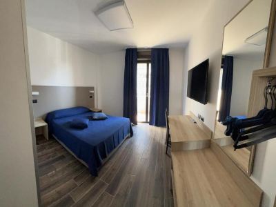 Tiby Hotel