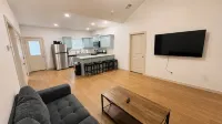 奇克謝市中心全新迷人兩卧兩衛度假屋! - Wi-Fi