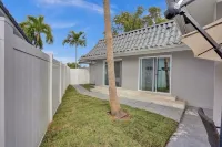Luxury 6BR Villa Near Hollywood - Private Pool