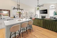 The Ultimate Stay Play Retreat 4BR Sleeps 13 - balcon