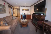 Hearthstone Inn & Suites - Pet Friendly