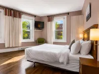 Auberge Château des Tourelles Отели рядом с достопримечательностью «Большая Аллея»