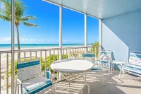 Windward Passage Resort - Sea View