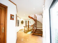African Perfection 1 - Homestays