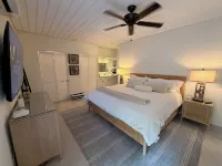 Mermaid Escape~Romantic Getaway Newly Renovated with Luxurious & Stunning Views - Wifi