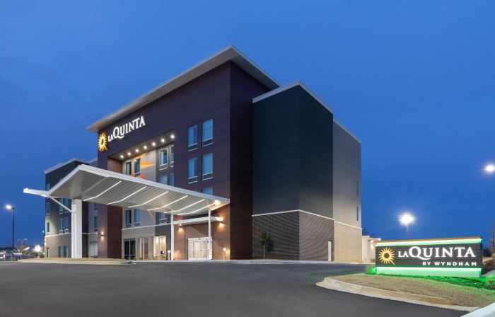 La Quinta Inn & Suites by Wyndham Athens I-65