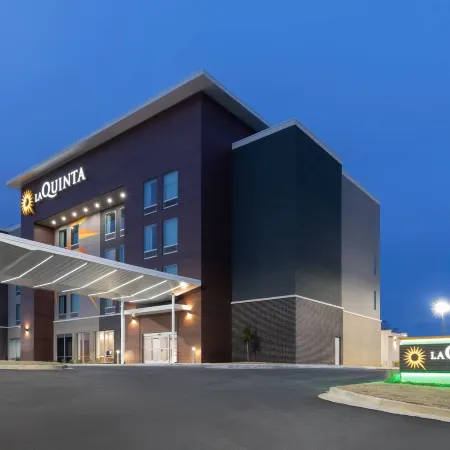 La Quinta Inn & Suites by Wyndham Athens I-65