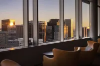 Hyatt Regency Denver at Colorado Conv Ct - Mountain view